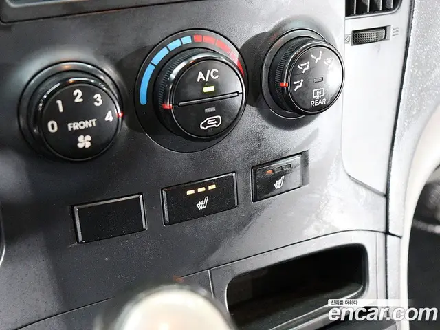 Hyundai Starex 2014 2.5 автомат (гидро), миниатюра 9