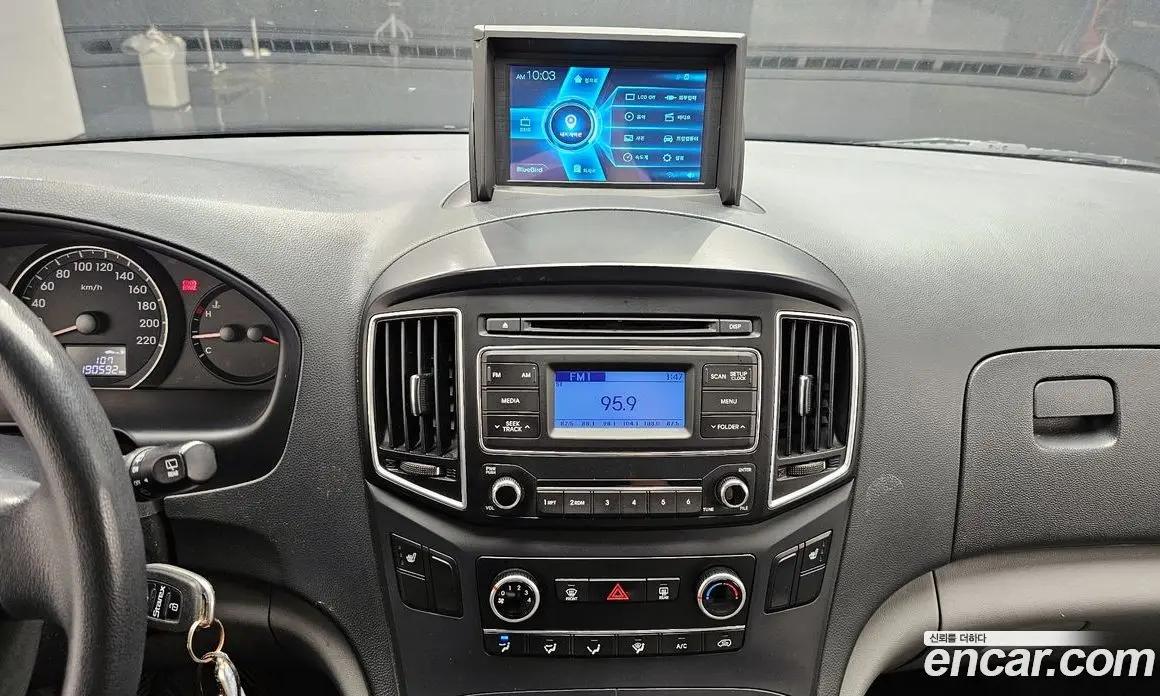 Hyundai Starex 2016 2.5 механика, фото 20