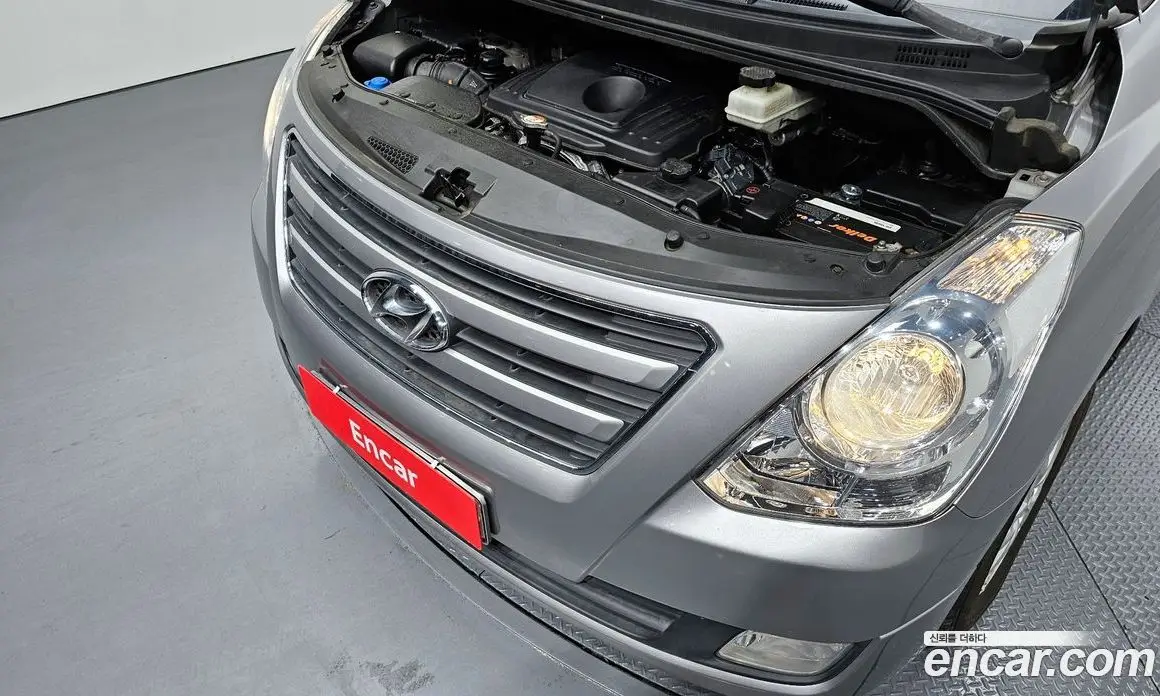 Hyundai Starex 2016 2.5 механика, фото 6