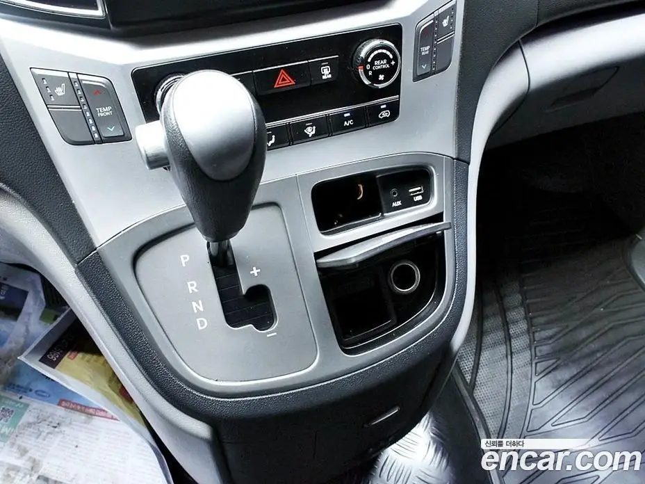 Hyundai Starex 2016 2.5 автомат (гидро), фото 11