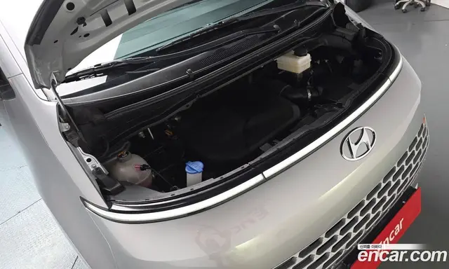 Hyundai Staria 2021 2.2 автомат (гидро), миниатюра 6