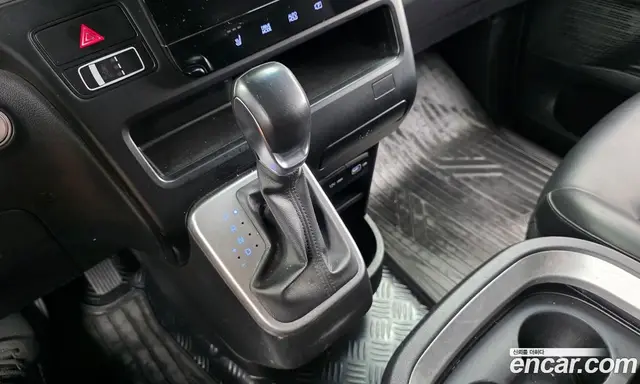 Hyundai Staria 2021 2.2 автомат (гидро), миниатюра 9