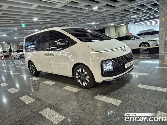Hyundai Staria 2021 2.2 автомат (гидро), миниатюра 2