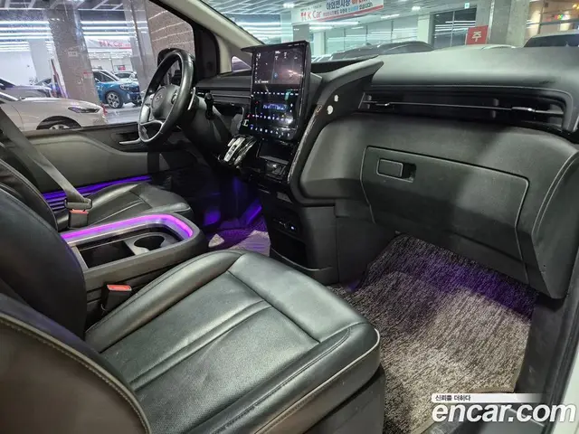 Hyundai Staria 2021 2.2 автомат (гидро), миниатюра 10