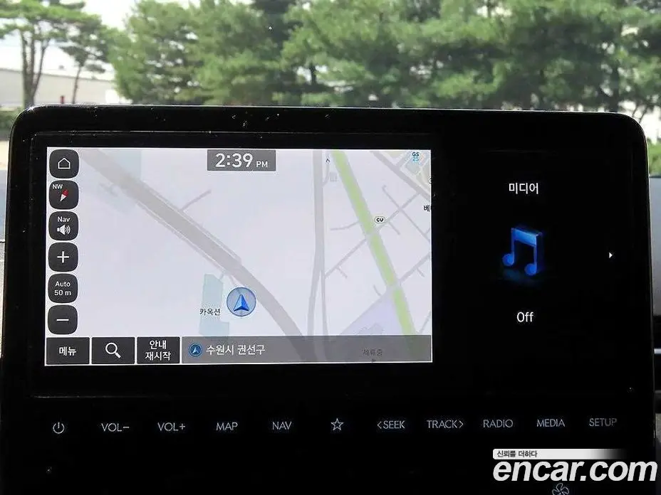 Hyundai Staria 2024 1.6 автомат (гидро), фото 17