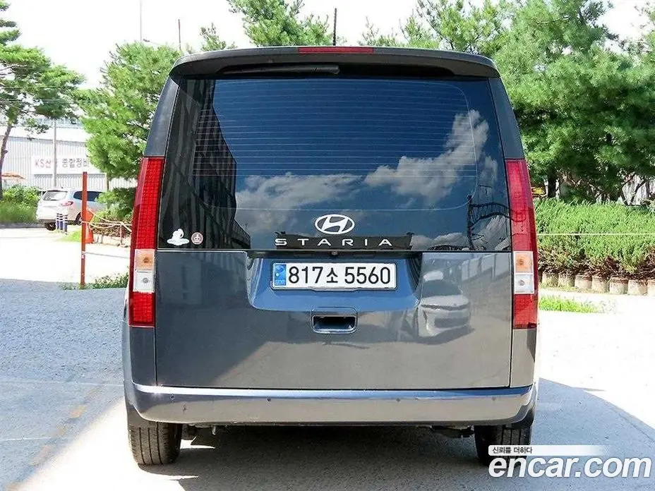 Hyundai Staria 2024 1.6 автомат (гидро), фото 4