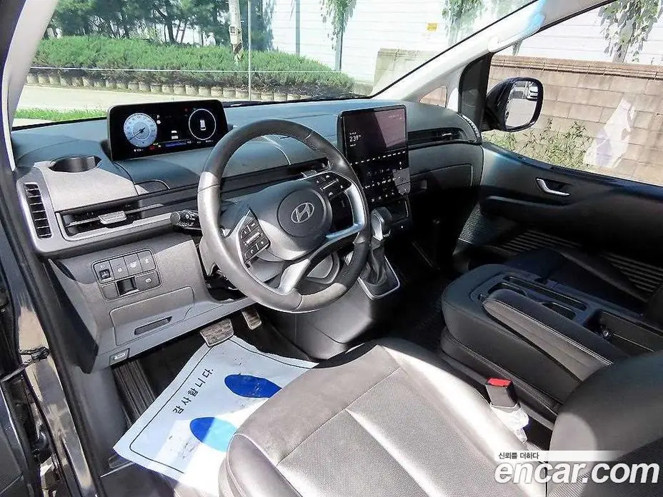 Hyundai Staria 2024 1.6 автомат (гидро), фото 7