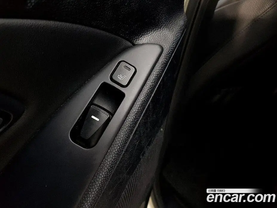 Hyundai Tucson 2011 2.0 автомат (гидро), фото 14
