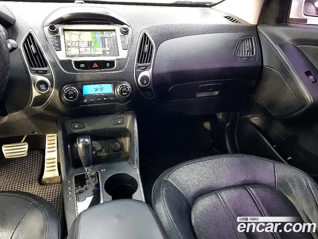 Hyundai Tucson 2011 2.0 автомат (гидро), миниатюра 9