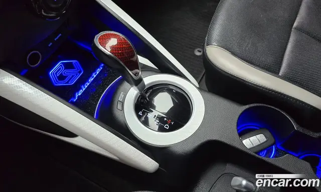 Hyundai Veloster 2012 1.6 автомат (гидро), миниатюра 12