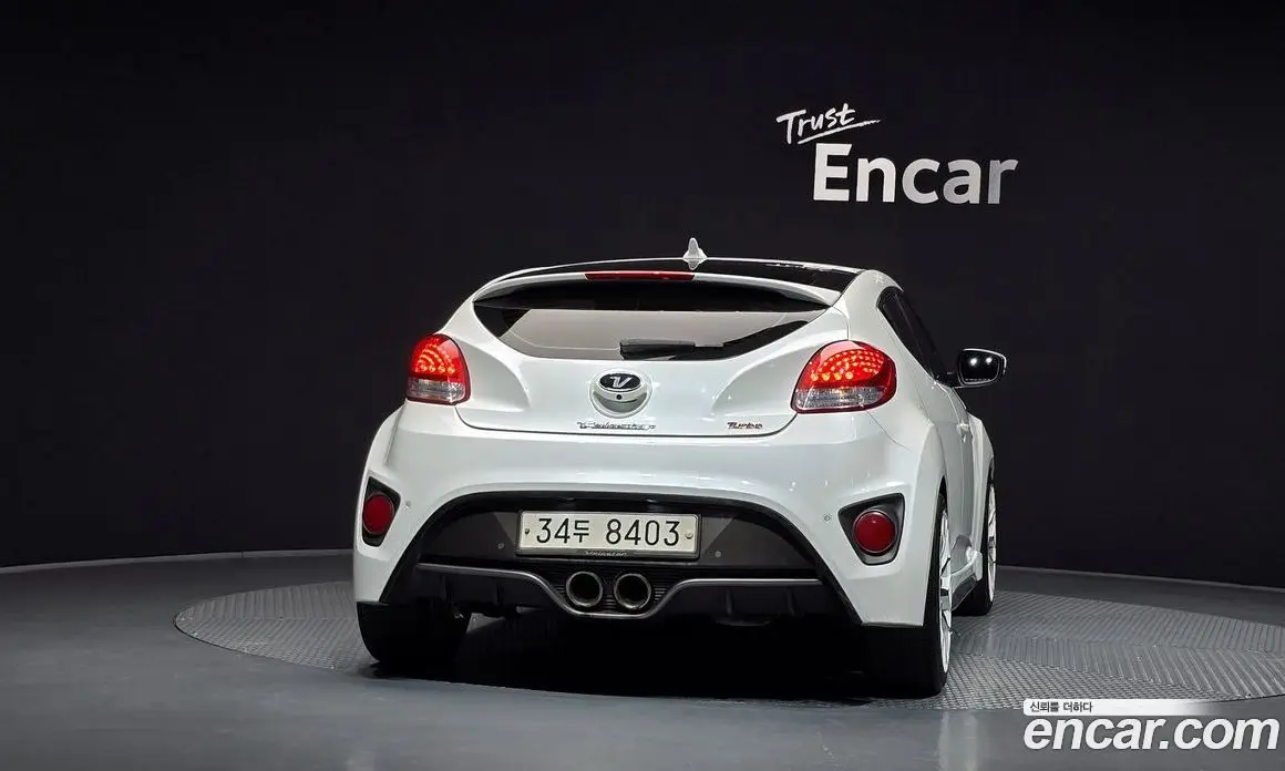Hyundai Veloster 2012 1.6 автомат (гидро), фото 4