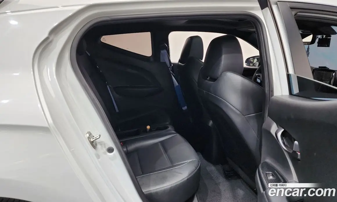 Hyundai Veloster 2019 2.0 механика, фото 16