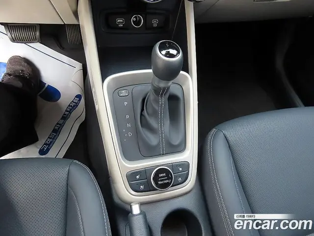Hyundai Venue 2024 1.6 автомат (гидро), миниатюра 10 Hyundai Venue 2024 1.6 автомат (гидро), миниатюра 10