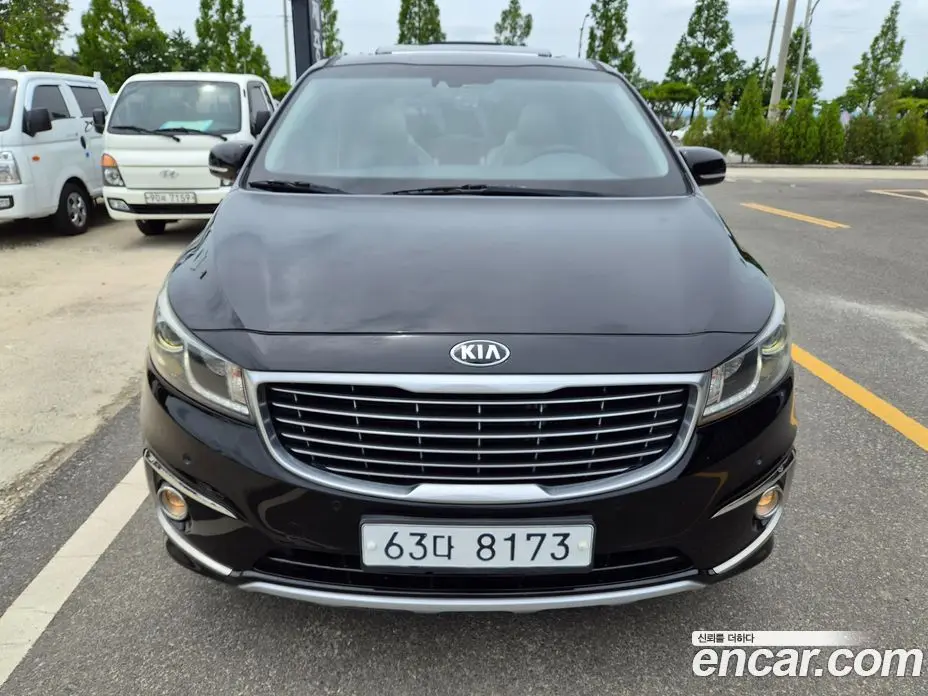 Kia Carnival 2014 2.2 автомат (гидро), фото 2 Kia Carnival 2014 2.2 автомат (гидро), фото 2