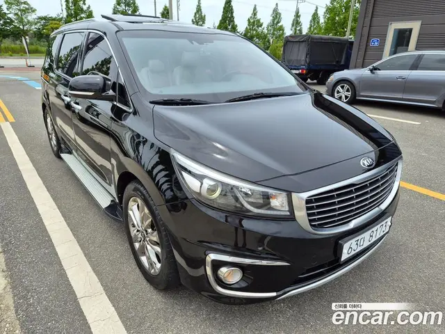 Kia Carnival 2014 2.2 автомат (гидро), миниатюра 3 Kia Carnival 2014 2.2 автомат (гидро), миниатюра 3