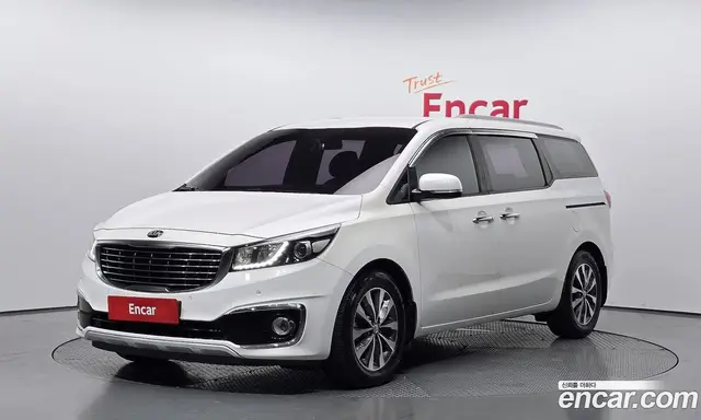 Kia Carnival, 2016, 221 192 км