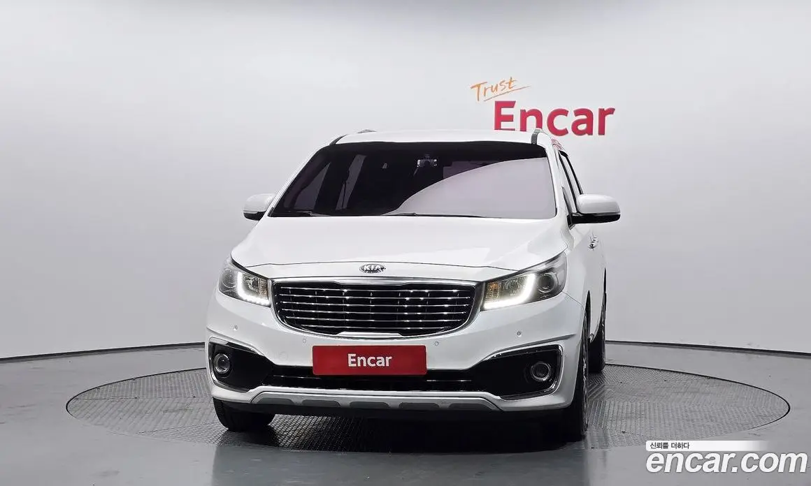 Kia Carnival 2016 2.2 автомат (гидро), фото 3 Kia Carnival 2016 2.2 автомат (гидро), фото 3