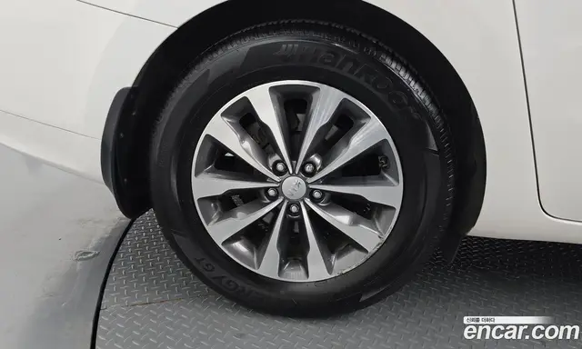 Kia Carnival 2016 2.2 автомат (гидро), миниатюра 5 Kia Carnival 2016 2.2 автомат (гидро), миниатюра 5