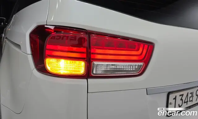 Kia Carnival 2016 2.2 автомат (гидро), миниатюра 9 Kia Carnival 2016 2.2 автомат (гидро), миниатюра 9