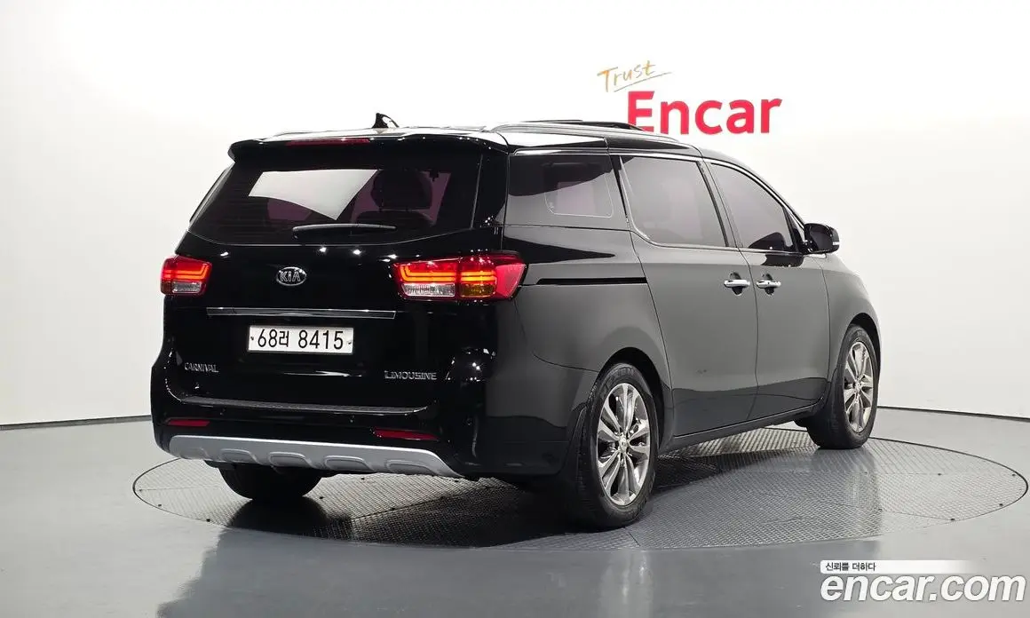 Kia Carnival 2017 2.2 автомат (гидро), фото 2 Kia Carnival 2017 2.2 автомат (гидро), фото 2
