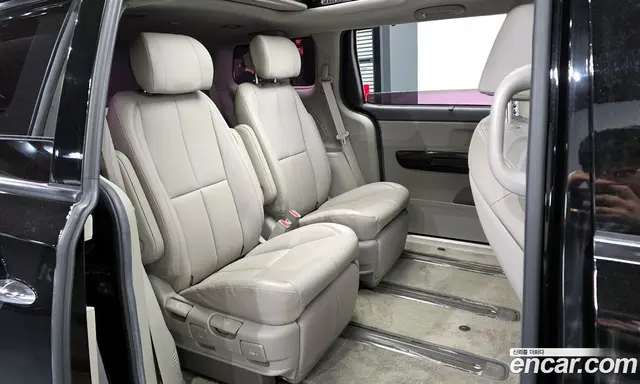 Kia Carnival 2017 2.2 автомат (гидро), миниатюра 12