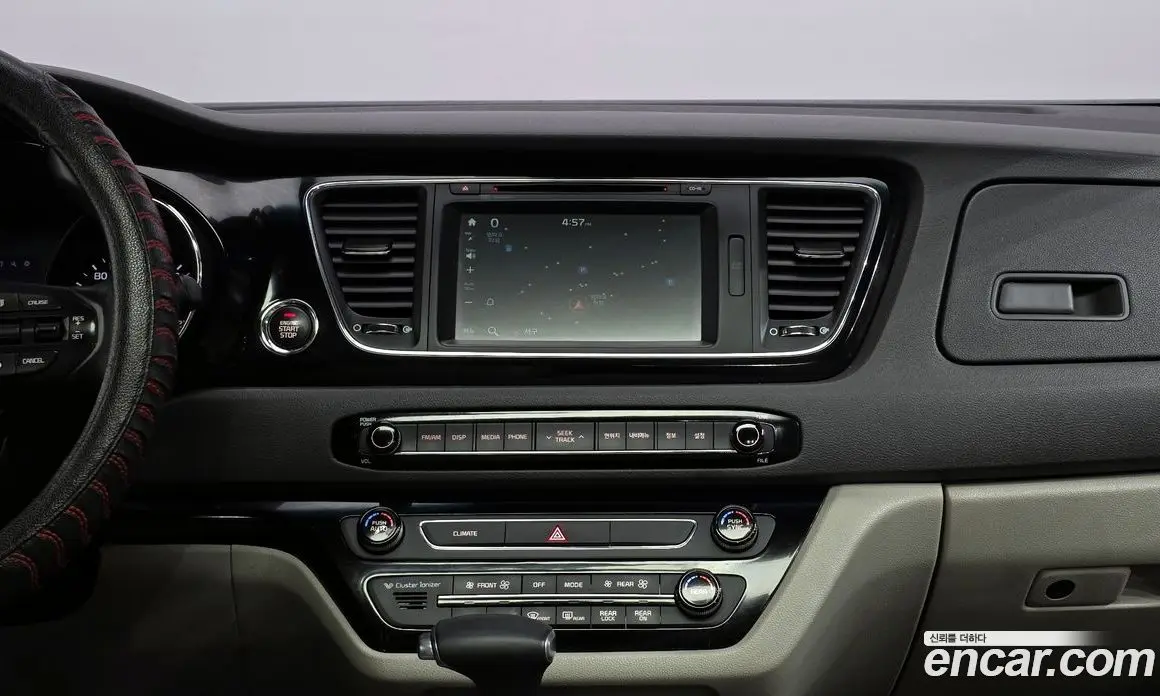 Kia Carnival 2017 2.2 автомат (гидро), фото 14 Kia Carnival 2017 2.2 автомат (гидро), фото 14