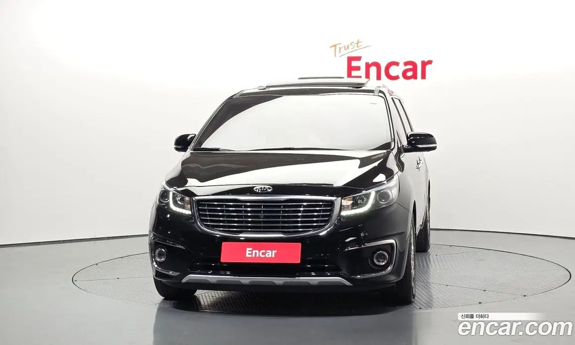 Kia Carnival 2017 2.2 автомат (гидро), фото 3 Kia Carnival 2017 2.2 автомат (гидро), фото 3