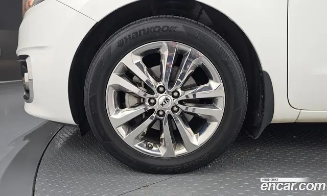 Kia Carnival 2017 2.2 автомат (гидро), миниатюра 5 Kia Carnival 2017 2.2 автомат (гидро), миниатюра 5