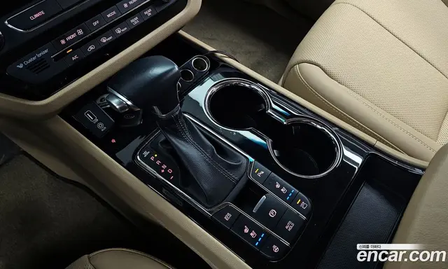 Kia Carnival 2018 2.2 автомат (гидро), миниатюра 9