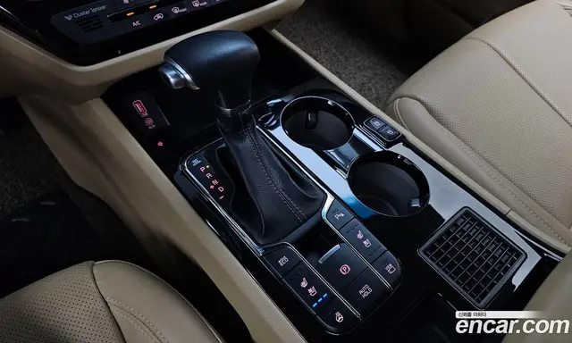 Kia Carnival 2018 2.2 автомат (гидро), миниатюра 12