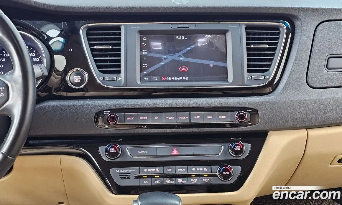 Kia Carnival 2018 2.2 автомат (гидро), фото 18