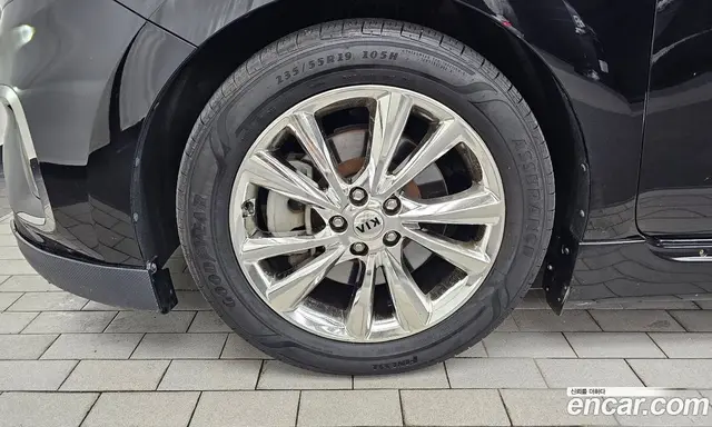 Kia Carnival 2018 2.2 автомат (гидро), миниатюра 5