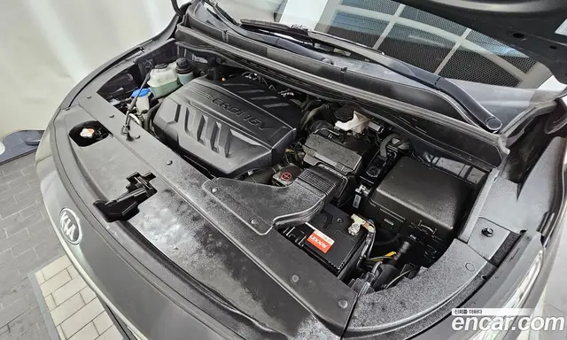 Kia Carnival 2018 2.2 автомат (гидро), миниатюра 6