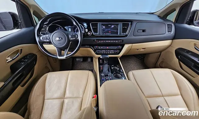 Kia Carnival 2018 2.2 автомат (гидро), миниатюра 10