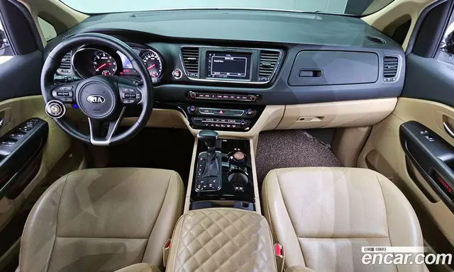 Kia Carnival 2018 2.2 автомат (гидро), миниатюра 7 Kia Carnival 2018 2.2 автомат (гидро), миниатюра 7