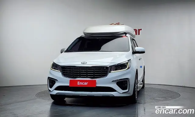 Kia Carnival 2018 2.2 автомат (гидро), миниатюра 3