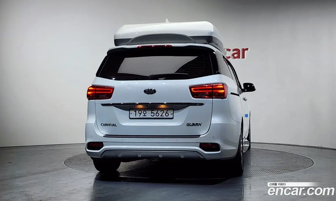 Kia Carnival 2018 2.2 автомат (гидро), фото 4