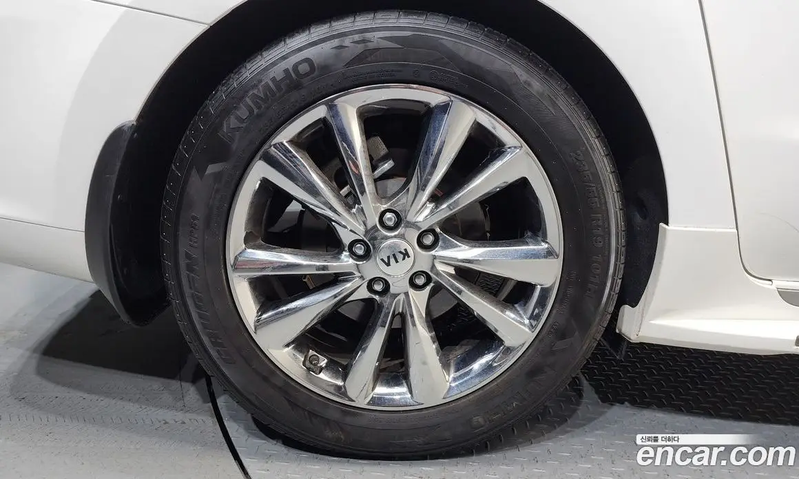 Kia Carnival 2018 2.2 автомат (гидро), фото 5