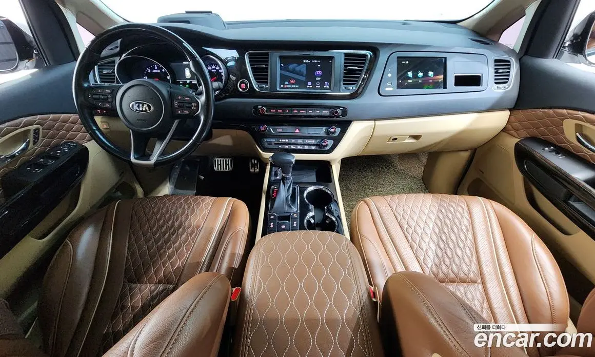 Kia Carnival 2018 2.2 автомат (гидро), фото 7