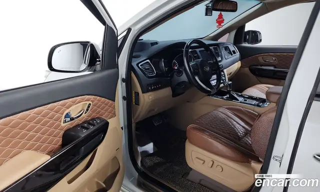 Kia Carnival 2018 2.2 автомат (гидро), миниатюра 10
