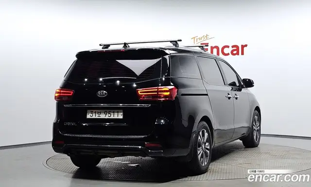 Kia Carnival 2018 2.2 автомат (гидро), миниатюра 2