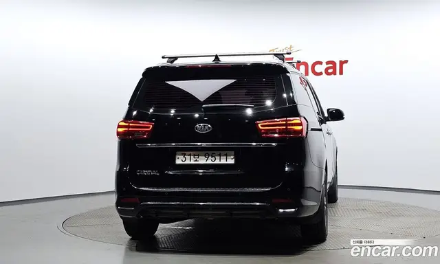 Kia Carnival 2018 2.2 автомат (гидро), миниатюра 4