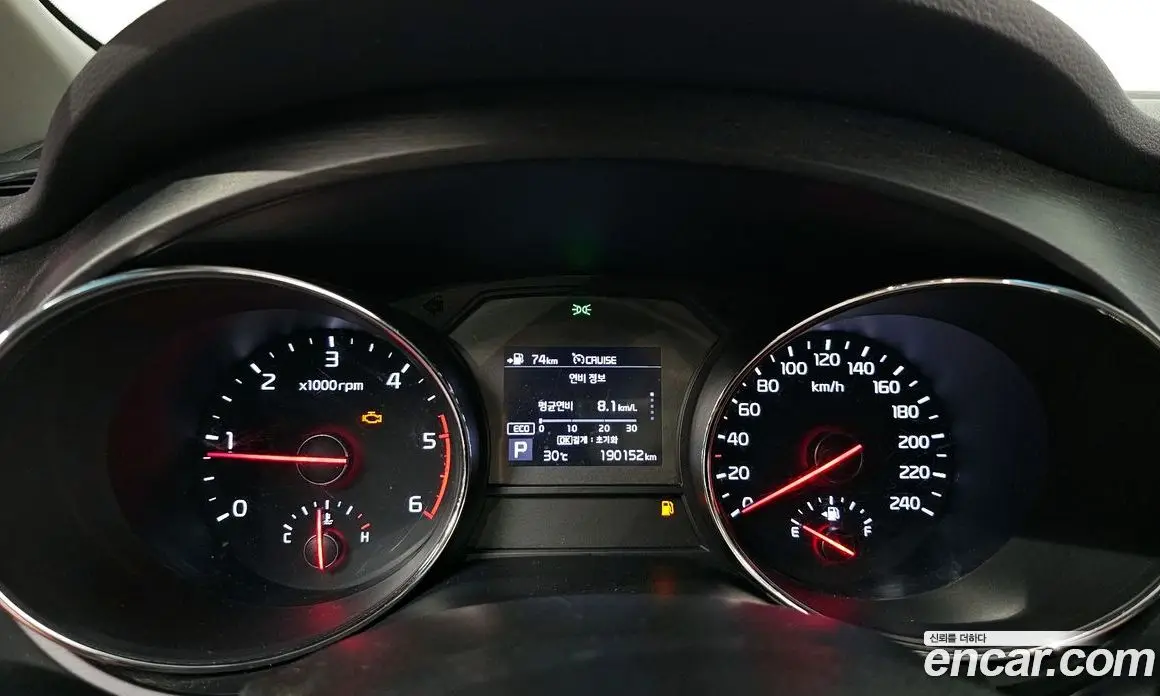 Kia Carnival 2018 2.2 автомат (гидро), фото 8