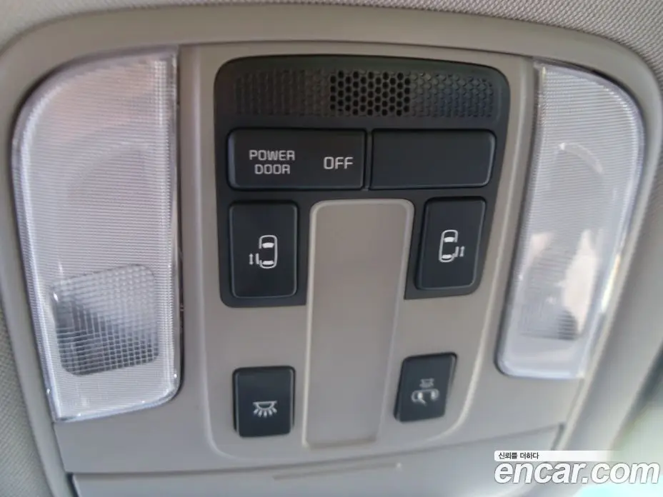 Kia Carnival 2018 2.2 автомат (гидро), фото 9 Kia Carnival 2018 2.2 автомат (гидро), фото 9