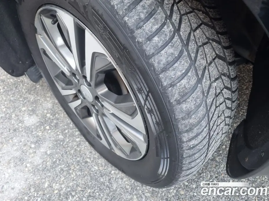 Kia Carnival 2019 2.2 автомат (гидро), фото 13