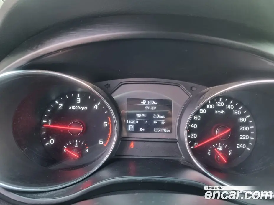 Kia Carnival 2019 2.2 автомат (гидро), фото 5