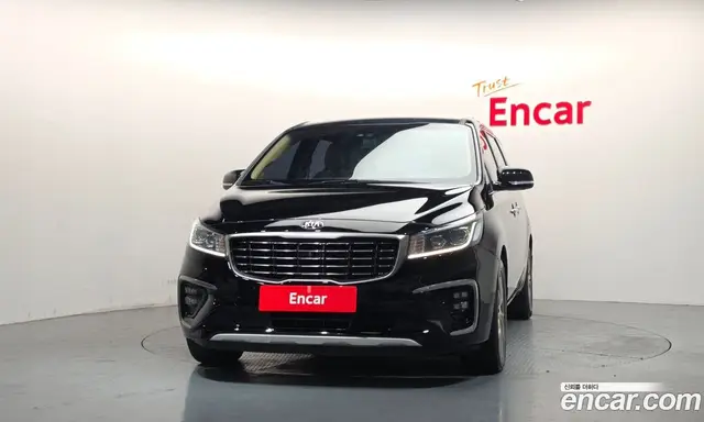Kia Carnival 2019 2.2 автомат (гидро), миниатюра 3