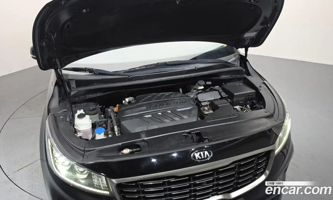Kia Carnival 2019 2.2 автомат (гидро), фото 6