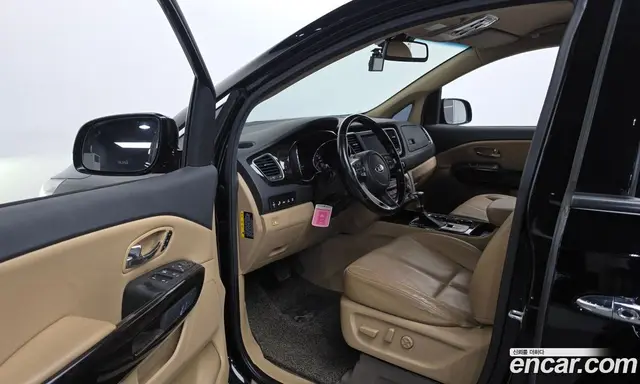Kia Carnival 2019 2.2 автомат (гидро), миниатюра 10