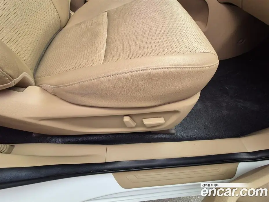 Kia Carnival 2020 2.2 автомат (гидро), фото 19